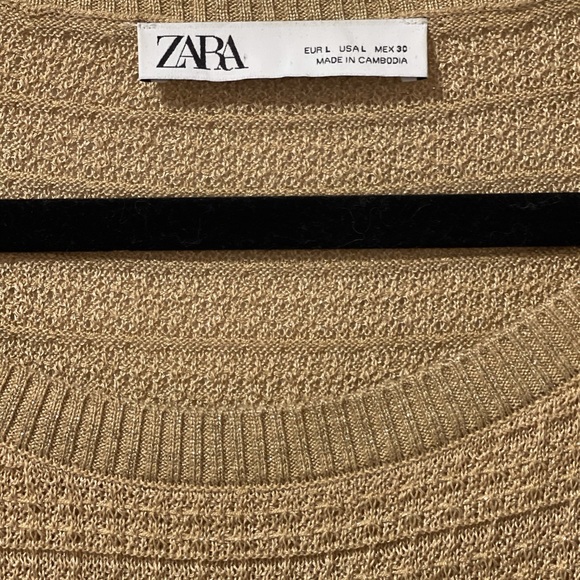 Gold knit tunic shirt - Picture 4 of 5